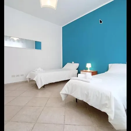 Apartment Casa A A 100 Mt Dal Mare Due E Due Bagni Cucina E Salotto Rimini