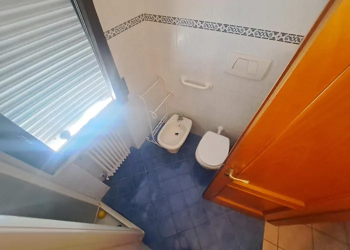 Apartment Casa A A 100 Mt Dal Mare Due E Due Bagni Cucina E Salotto *